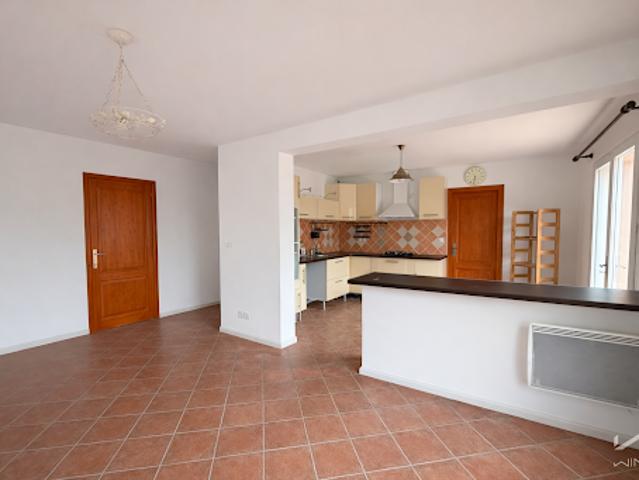 Vente Maison 5 pièces 111 m2 Saint Remèze