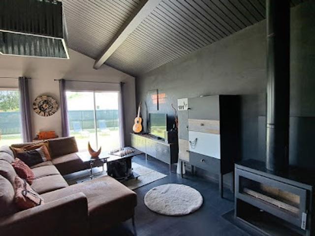 Vente Maison 5 pièces 111 m2 Saint Seurin sur l'Isle