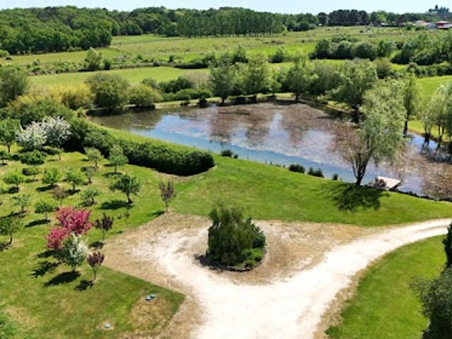Vente Maison 5 pièces 111 m2 Villefranche de Lonchat