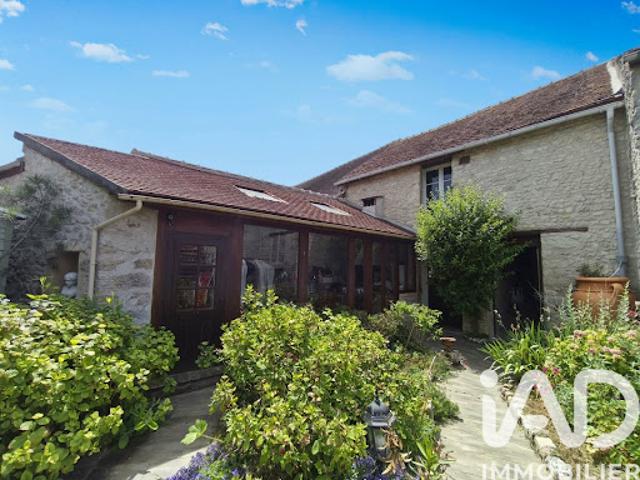 Vente Maison 5 pièces 112 m2 Briarres sur Essonne
