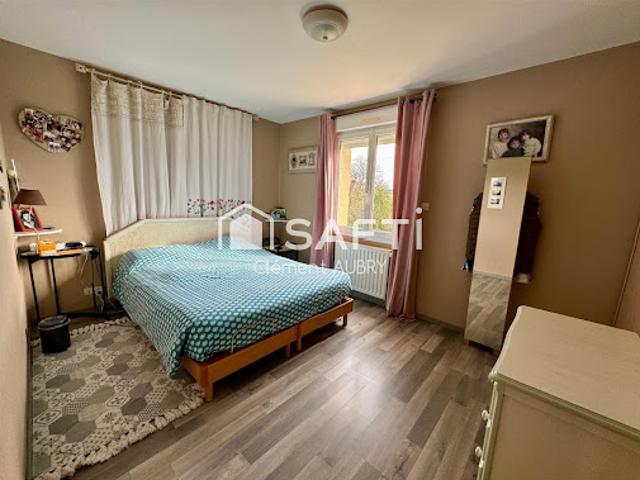 Vente Maison 5 pièces 112 m2 Laval