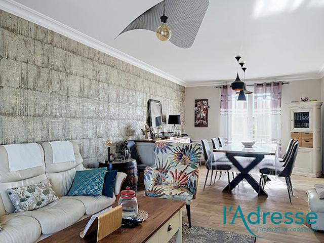 Vente Maison 5 pièces 112 m2 L'Huisserie