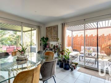 Vente Maison 5 pièces 112 m2 Saint Genis les Ollières
