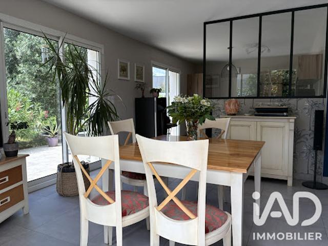 Vente Maison 5 pièces 112 m2 Saint germain des pres