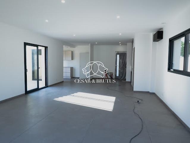 Vente Maison 5 pièces 112 m2 Venissieux