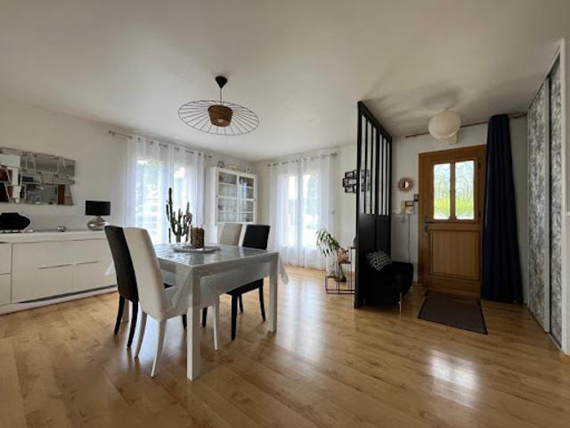 Vente Maison 5 pièces 112.2 m2 Confolens