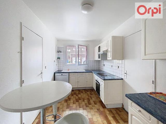 Vente Maison 5 pièces 113 m2 Montigny le Bretonneux