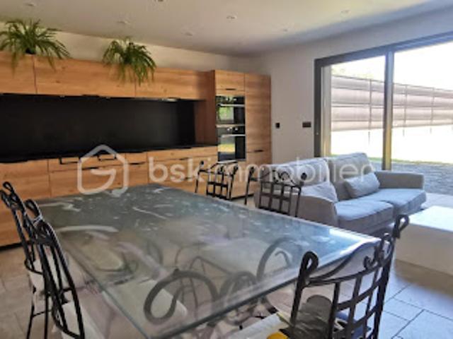 Vente Maison 5 pièces 141 m2 Auneuil