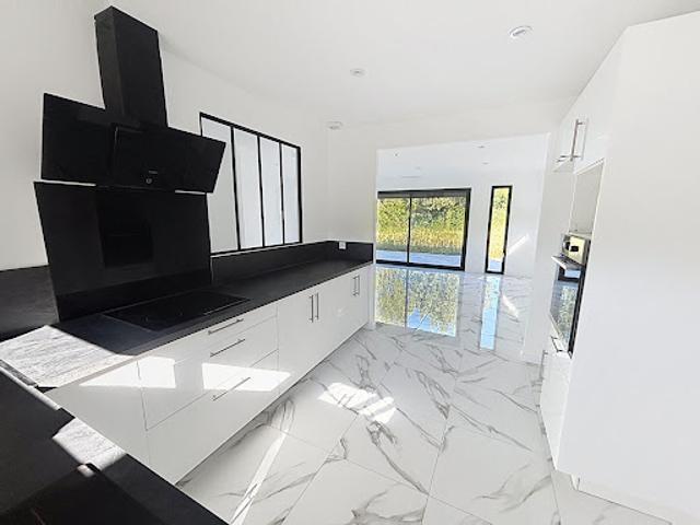 Vente Maison 5 pièces 113 m2 Léojac