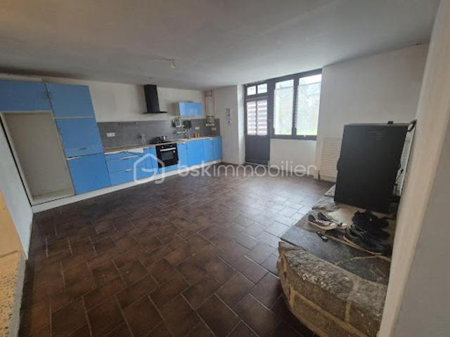 Vente Maison 5 pièces 113 m2 Sceaux d'Anjou