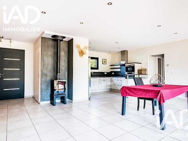 Vente Maison 5 pièces 124 m2 Manteyer