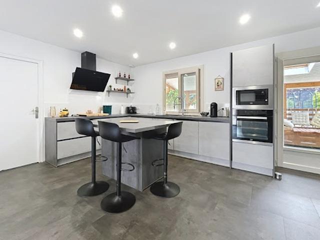 Vente Maison 5 pièces 124 m2 Carbon Blanc