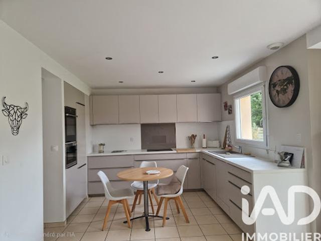 Vente Maison 5 pièces 124 m2 Carpiquet