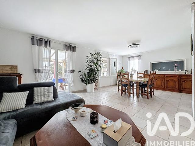 Vente Maison 5 pièces 124 m2 Charron