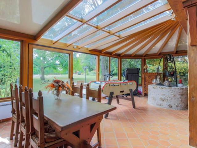 Vente Maison 5 pièces 124 m2 Le Mesnil Saint Denis