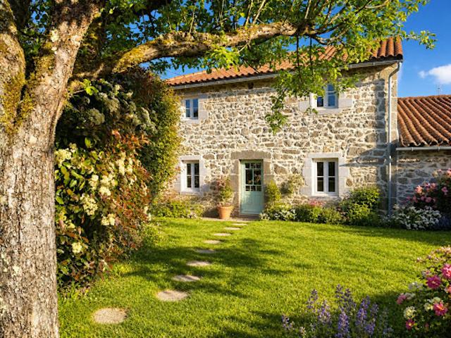 Vente Maison 5 pièces 124 m2 Piégut Pluviers