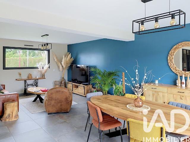 Vente Maison 5 pièces 125 m2 Monchecourt