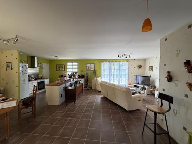 Vente Maison 5 pièces 125 m2 Monhoudou