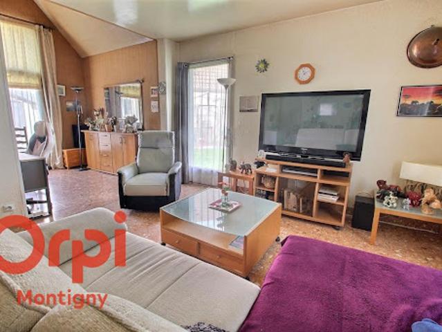 Vente Maison 5 pièces 125 m2 Montigny le Bretonneux