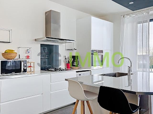 Vente Maison 5 pièces 125 m2 Montmarault