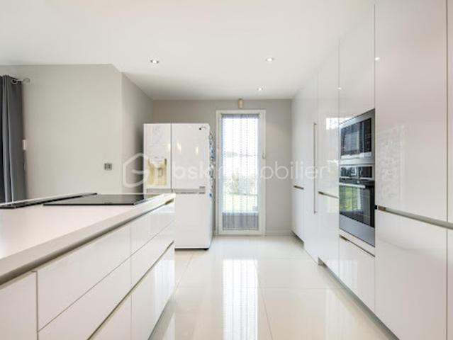 Vente Maison 5 pièces 125 m2 Beaucroissant