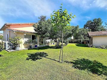 Vente Maison 5 pièces 125 m2 Coutras