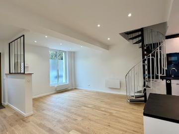 Vente Maison 5 pièces 125 m2 Paris 18ème