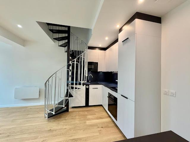 Vente Maison 5 pièces 125 m2 Paris 18ème