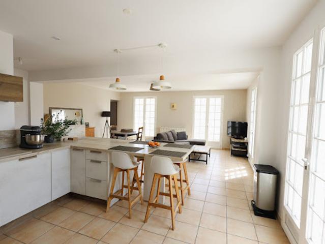 Vente Maison 5 pièces 125 m2 Rochefort