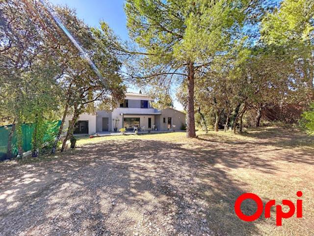 Vente Maison 5 pièces 125 m2 Saint Jean de Cornies