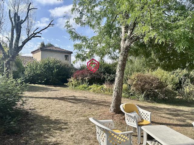 Vente Maison 5 pièces 125 m2 Saint Jean du Bouzet