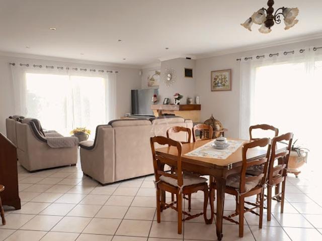 Vente Maison 5 pièces 125 m2 Soyaux