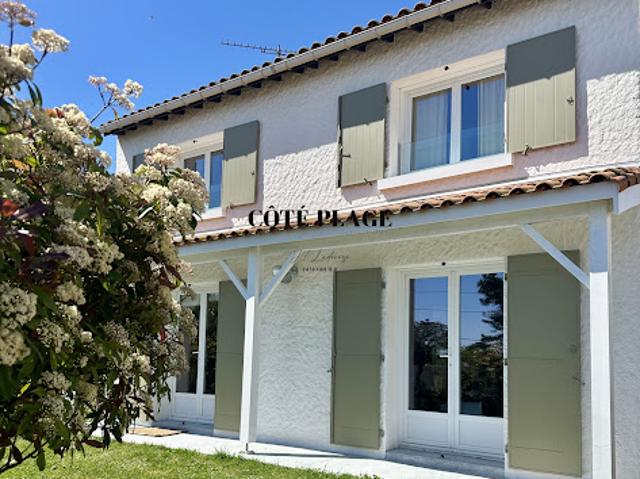 Vente Maison 5 pièces 125 m2 Vaux sur Mer