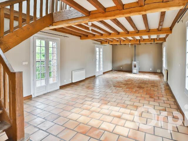 Vente Maison 5 pièces 125.92 m2 Etrépagny