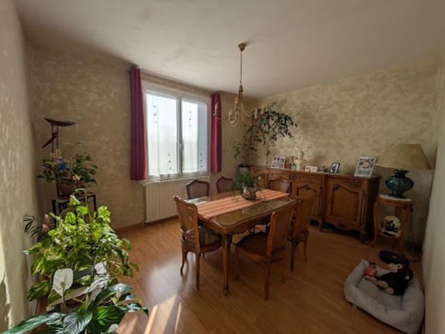 Vente Maison 5 pièces 126 m2 Civray
