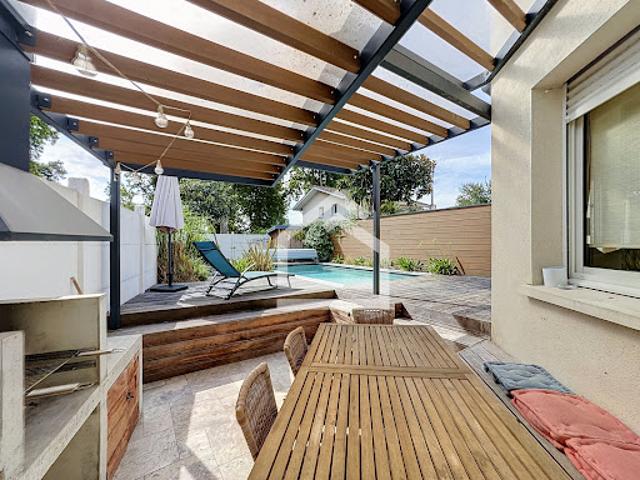 Vente Maison 5 pièces 127 m2 Le Bouscat