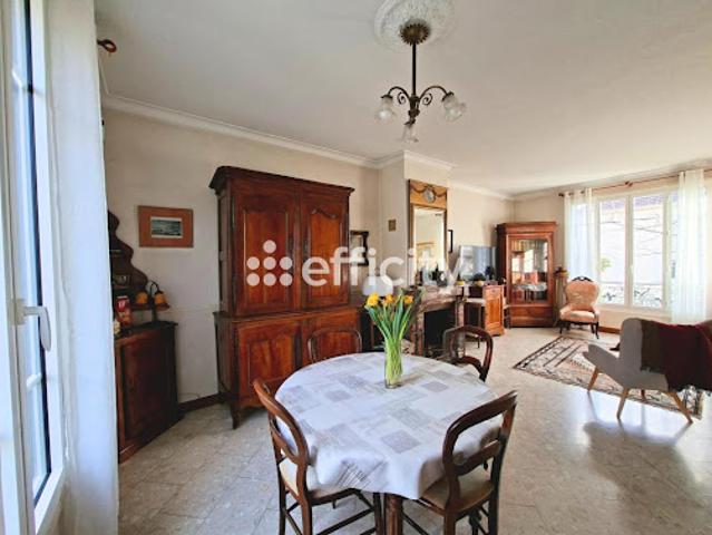 Vente Maison 5 pièces 127 m2 Rueil Malmaison