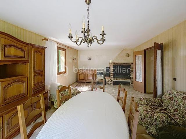Vente Maison 5 pièces 127 m2 Saint Hilaire les Andrésis