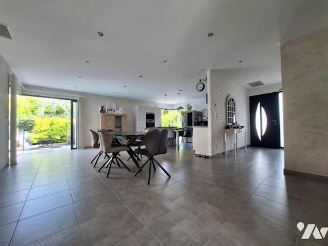 Vente Maison 5 pièces 127.59 m2 Pollestres