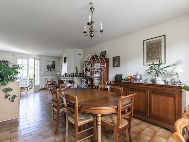 Vente Maison 5 pièces 127.65 m2 Ormesson sur Marne