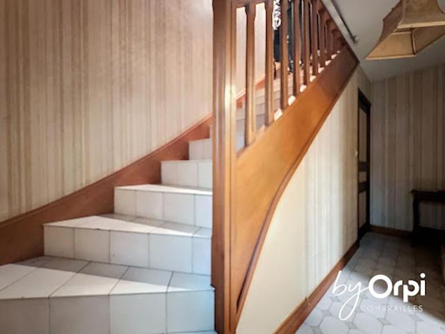 Vente Maison 5 pièces 128 m2 Montaigut en combraille