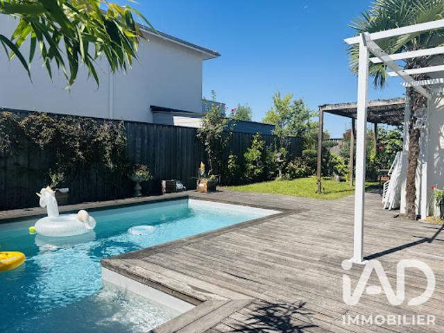 Vente Maison 5 pièces 128 m2 Artigues près Bordeaux