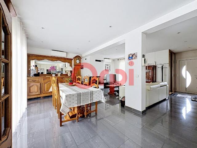 Vente Maison 5 pièces 128 m2 Ris Orangis