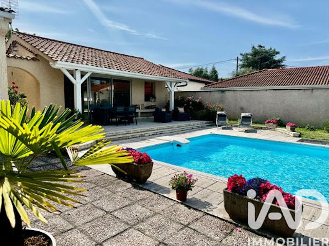 Vente Maison 5 pièces 128 m2 Sury le Comtal