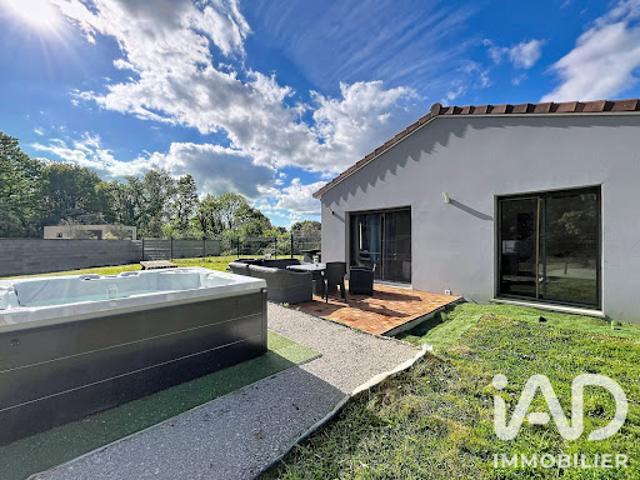 Vente Maison 5 pièces 128 m2 Saint Etienne de Tulmont