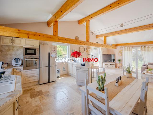 Vente Maison 5 pièces 128 m2 Solliès Toucas