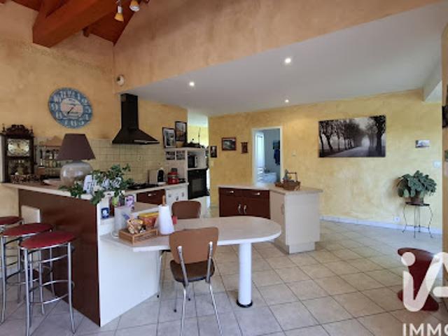 Vente Maison 5 pièces 129 m2 Malaussanne