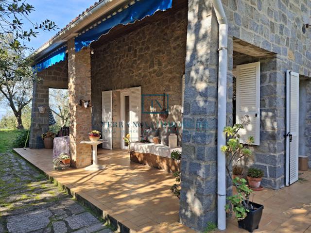 Vente Maison 5 pièces 129.32 m2 Viggianello