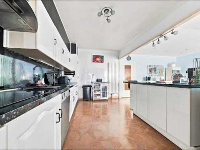 Vente Maison 5 pièces 129.64 m2 Alfortville