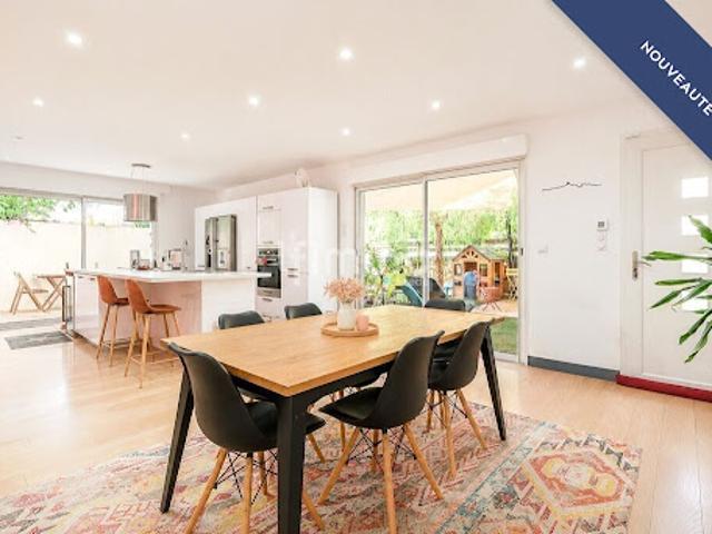 Vente Maison 5 pièces 120 m2 Marseille 12ème